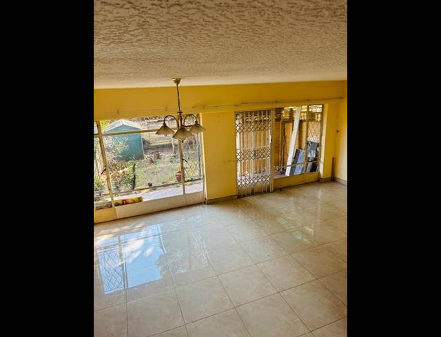 2 BEDROOM HOUSE FOR SALE IN CROYDON
